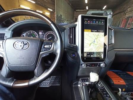 История марки Toyota и модели Land Cruiser
